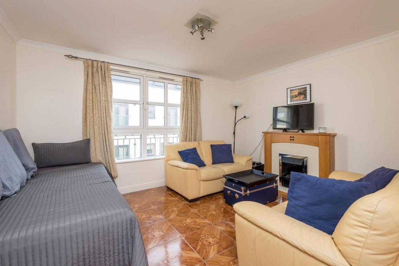 Joivy Cozy & Central 2 Bedroom Apt W Parking Εδιμβούργο Εξωτερικό φωτογραφία